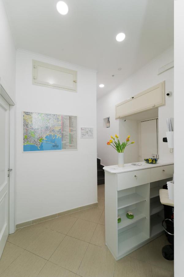 Suite & Luxury Rooms Palazzo Diomede Carafa Naples Luaran gambar