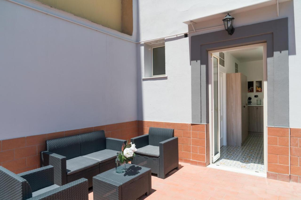 Suite & Luxury Rooms Palazzo Diomede Carafa Naples Luaran gambar