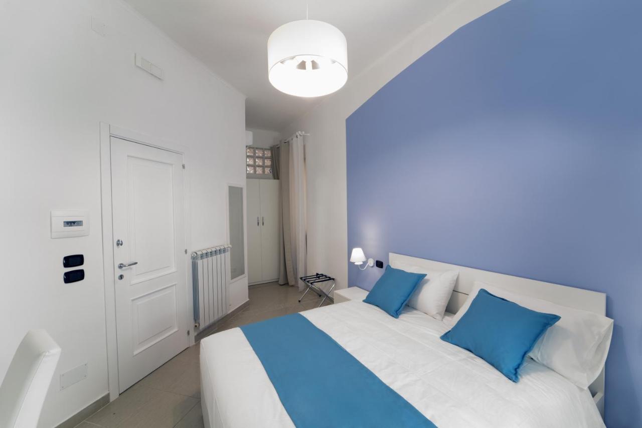 Suite & Luxury Rooms Palazzo Diomede Carafa Naples Luaran gambar
