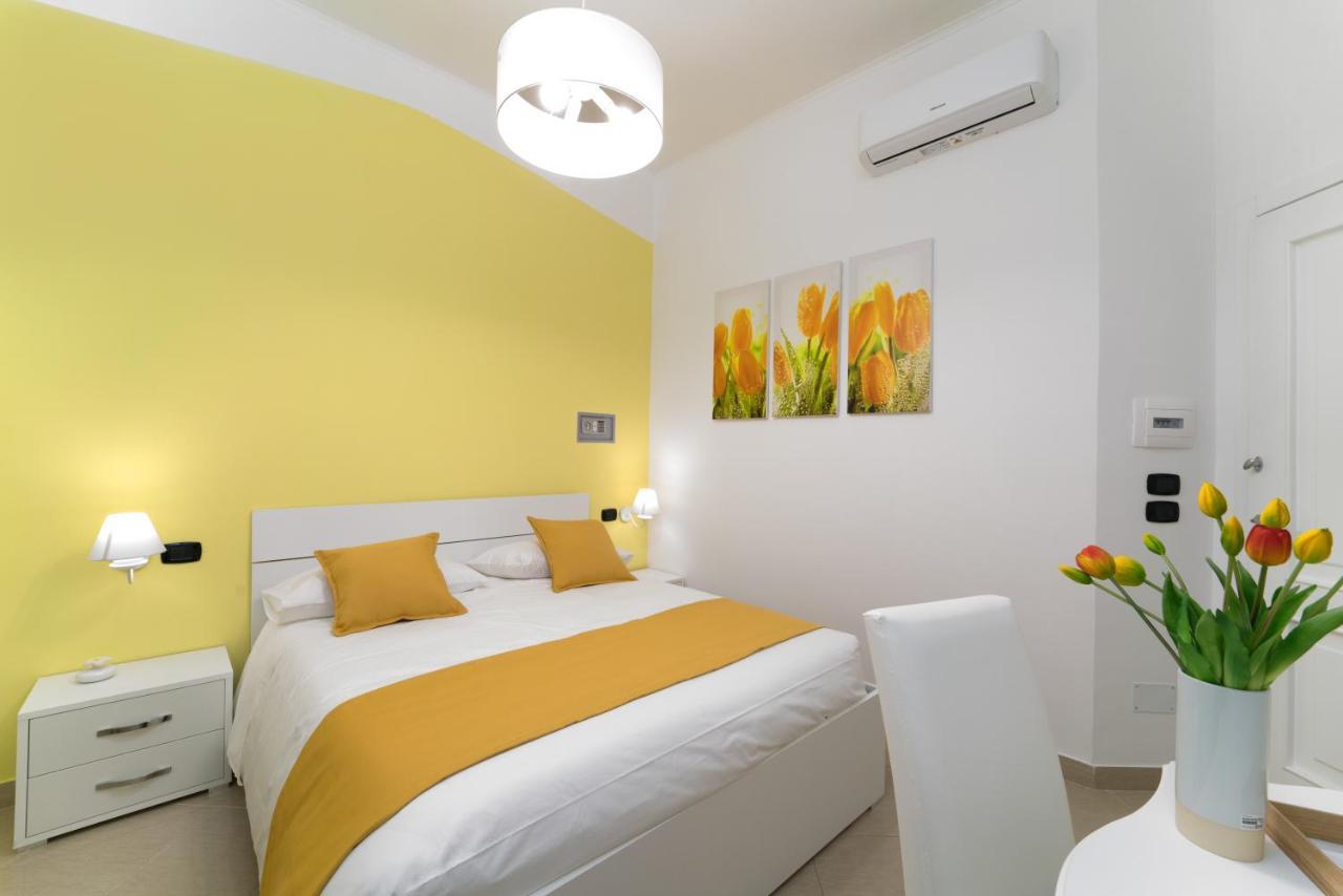 Suite & Luxury Rooms Palazzo Diomede Carafa Naples Luaran gambar